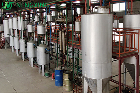 Waste plastic oil refining project