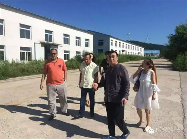 Saudi Arabia customers came to Shenyang Nengxing Technology Co., Ltd. for investigating the factory (图3)