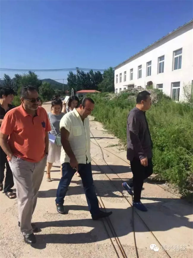 Saudi Arabia customers came to Shenyang Nengxing Technology Co., Ltd. for investigating the factory (图6)